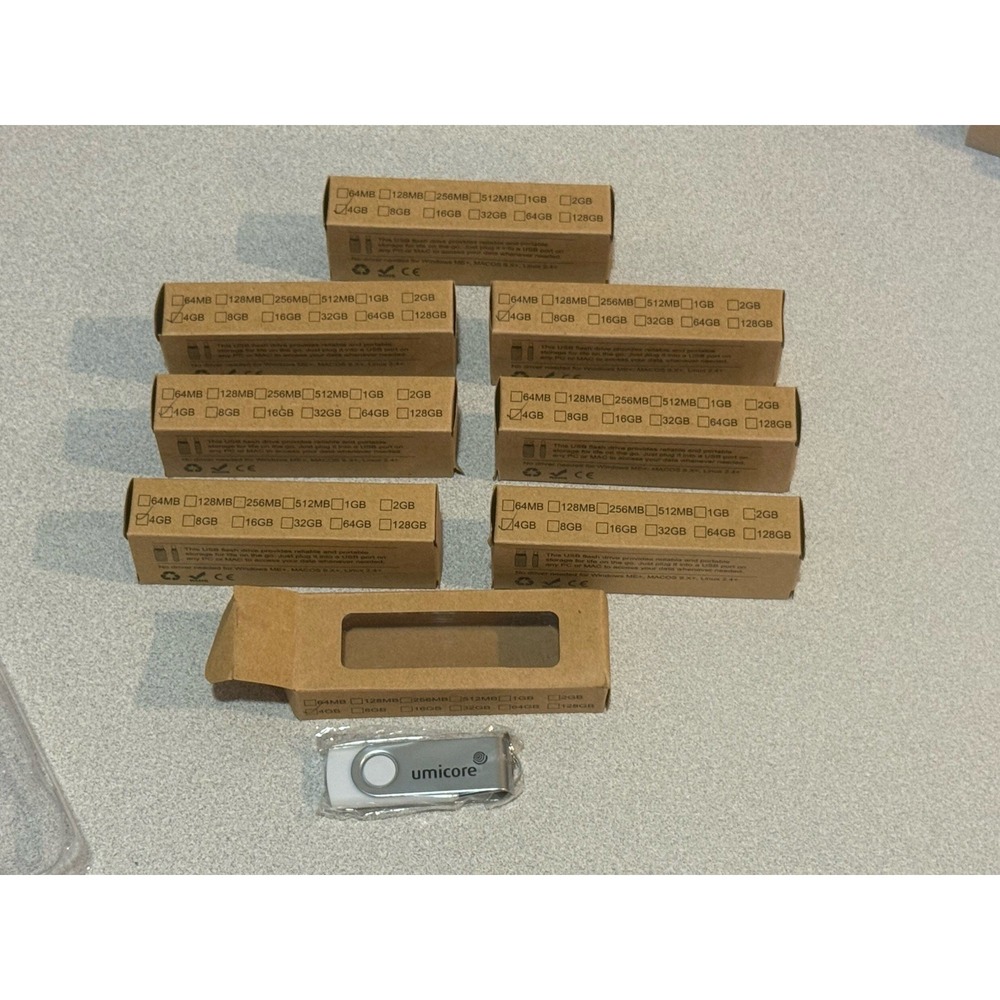 Lot Of 8 USB Flash Drive 4 GB New‎